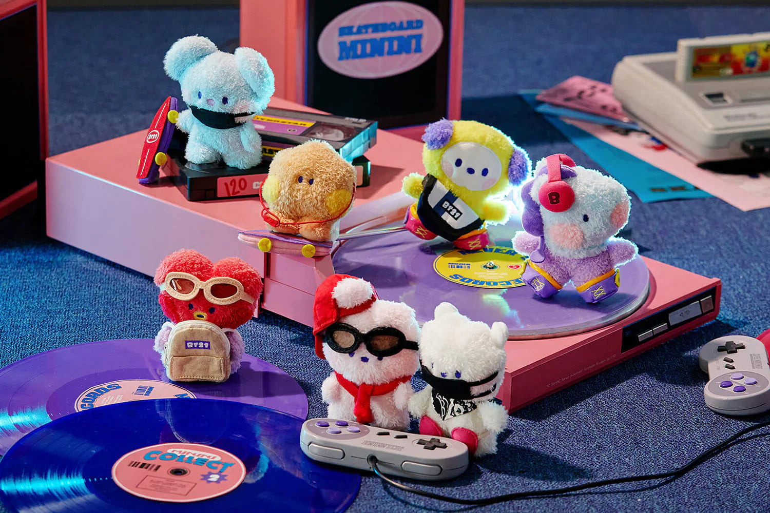 BT21 RJ MININI STEREO STANDING DOLL