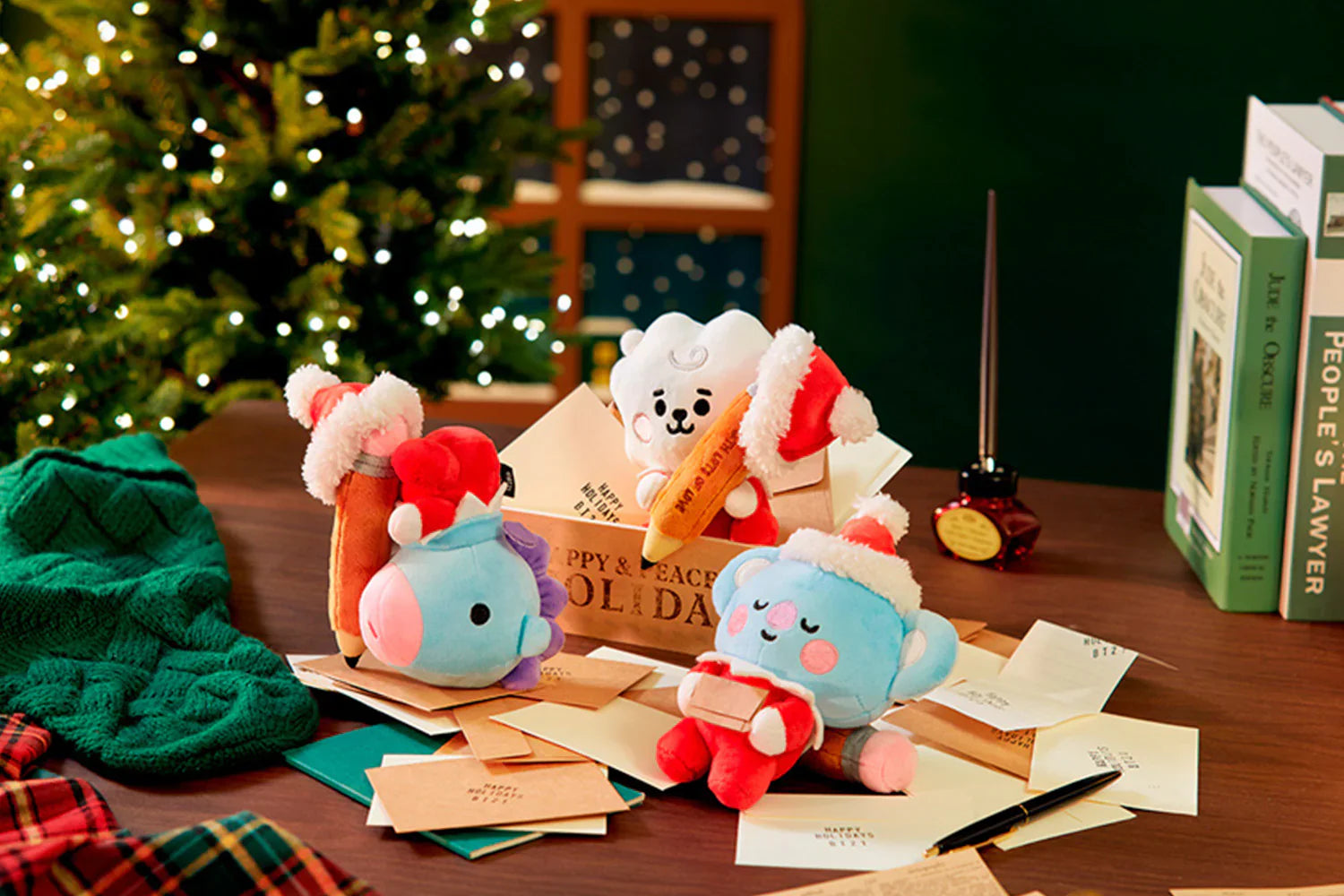 BT21 RJ BABY MINI HOLIDAY STANDING DOLL