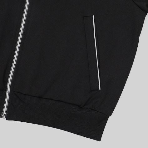 LE SSERAFIM TRACK TOP (BLACK) S/M