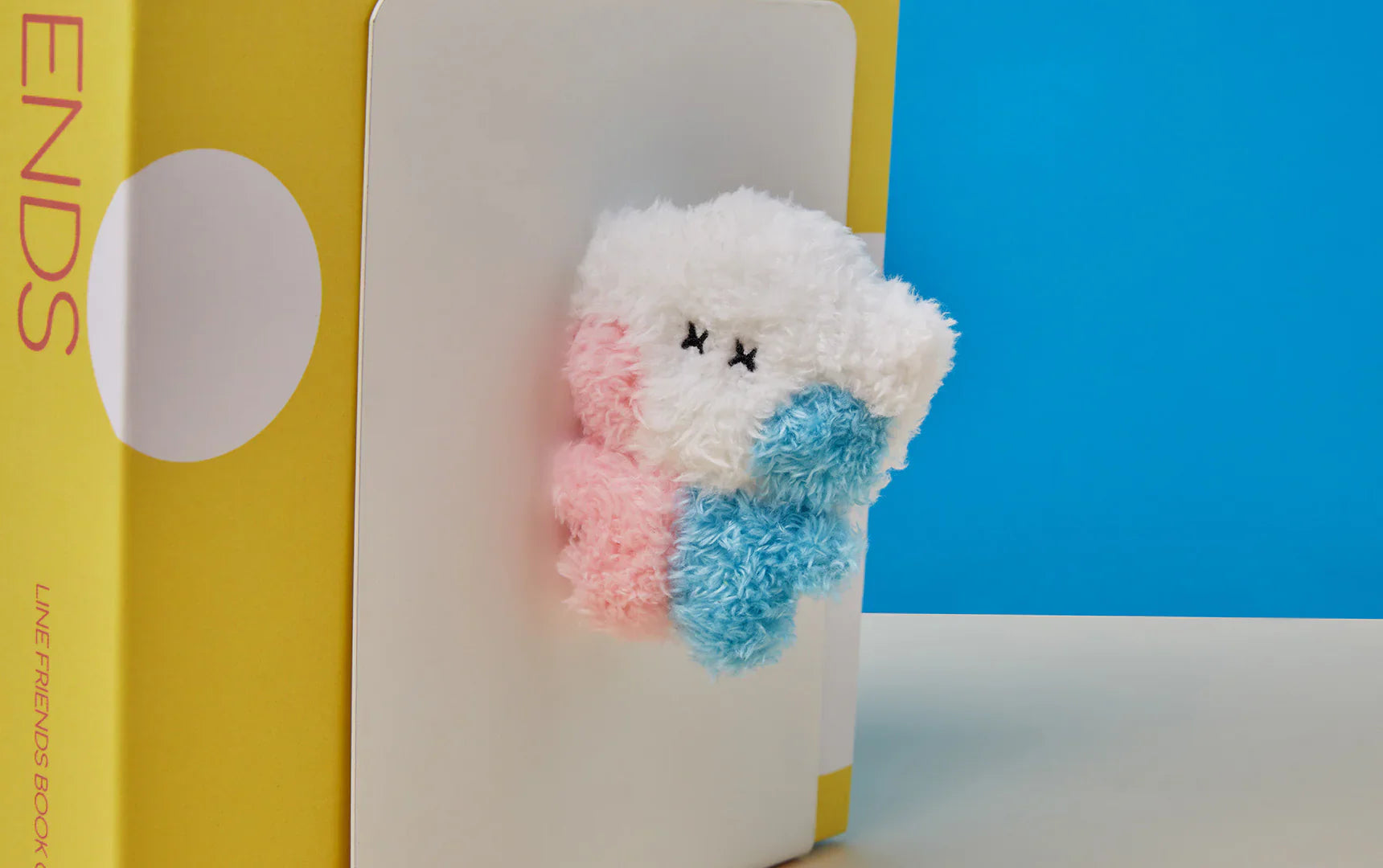 TRUZ SOM MINI MININI PLUSH MAGNET