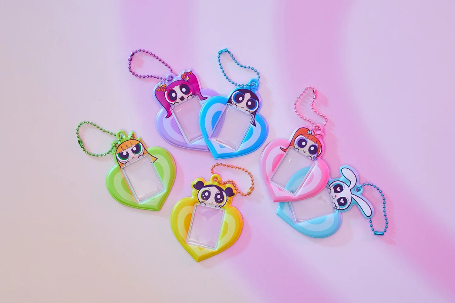 THE POWERPUFF GIRLS X NEWJEANS PHOTO CARD HOLDER KEYRING (RANDOM)